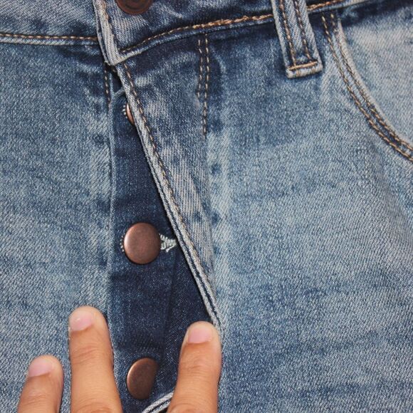 NEW Treasure & Bond Foster Boyfriend High Rise Jean Shorts Size 29 - Picture 4 of 8